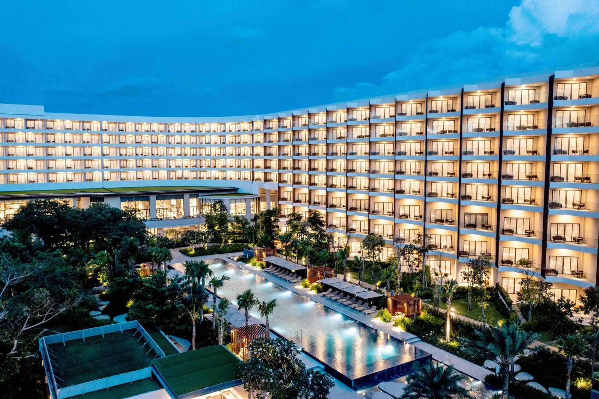 Crowne Plaza Phu Quoc Starbay, An Ihg Hotel Exterior photo